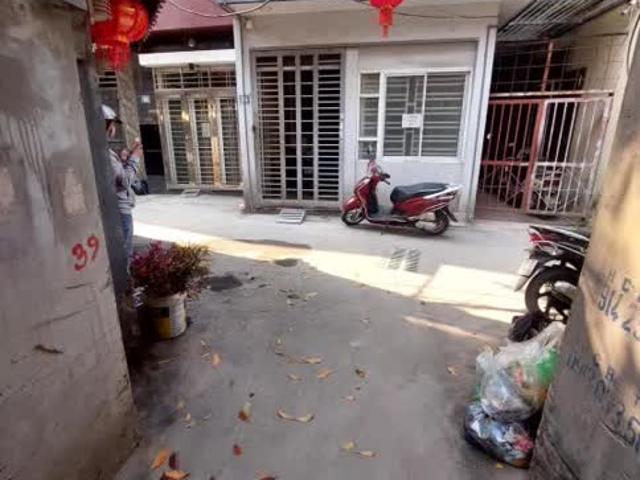 Bán Nhà 4 Tầng, 4 Phòng Ngủ, Mặt Ngõ Lê Quang Đạo Nam Từ Liêm Giá 7.5 Tỷ Sđcc