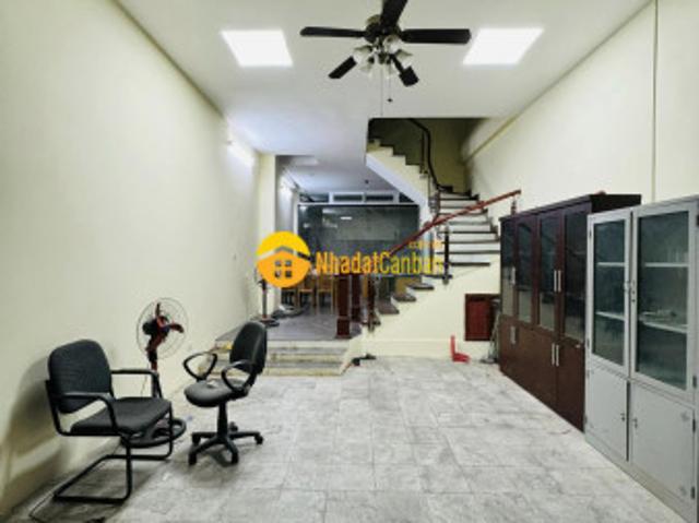 Bán nhà 4 tầng gần mặt phố nguyễn cảnh dị kđt đại kim, đường ô tô thông, kinh doanh