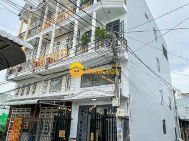 Bán nhà 4 tầng gốc 2mt trục chính hẻm 112 hoàng quốc việt tp cần thơ. Lh0943107