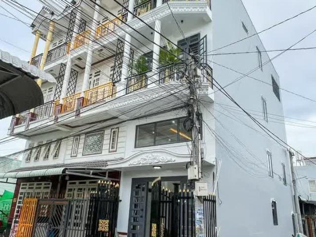 Bán Nhà 4 tầng gốc 2MT Trục chính hẻm 112 Hoàng quốc Việt TP Cần Thơ. Lh: 0943107