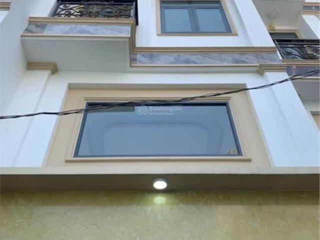 Bán nhà 4 tầng hẻm 5m Đoàn Thị Điểm, P1, Phú Nhuận, DT 4x18m, giá 10,8 tỷ, ngay khu Phan Xích