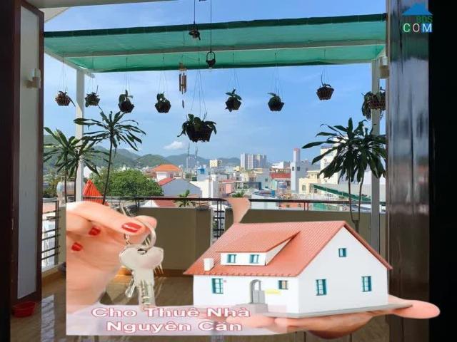 Bán nhà 4 tầng hẻm đường 2 Tháng 4 Tp Nha Trang