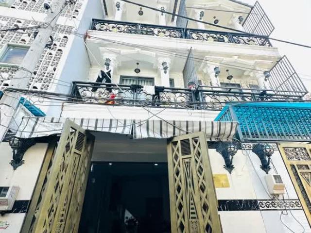 Bán Nhà 4 Tầng Hẻm Xe Hơi Đường Hiệp Bình 68m2 5 Phòng Ngủ Hoàn Công Đủ 6,5 Tỷ