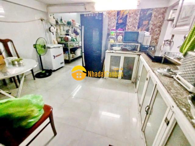Bán nhà 4 tầng hẻm xe hơi gần mt đường nb bông sao p. 5 quận 8