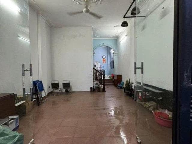 Bán nhà 4 tầng mặt phố lớn Quang Trung, 100m2, mặt tiền rộng 4m, vị trí đẹp, kinh doanh sầm uất