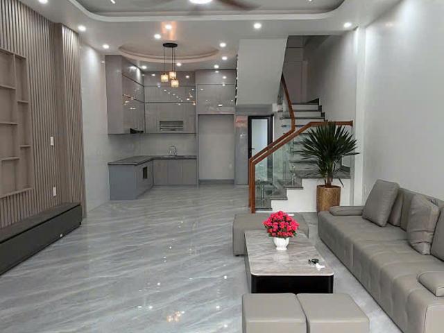 Bán nhà 4 tầng ngõ 143 tôn đức thắng – ô tô vào nhà