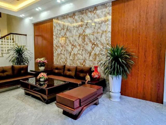 Bán nhà 4 tầng ngõ 2 oto tránh nhau đường Ngô Quyền, TP HD, 58.9m2, mt 4.15m, 4 ngủ