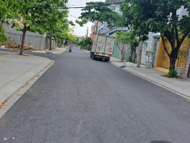 Bán Nhà 4 Tầng Đẹp – Sát Công Viên Thoáng Mát – Quận 8 diện Tích: 5x20m, Giá 9.6 Tỷ