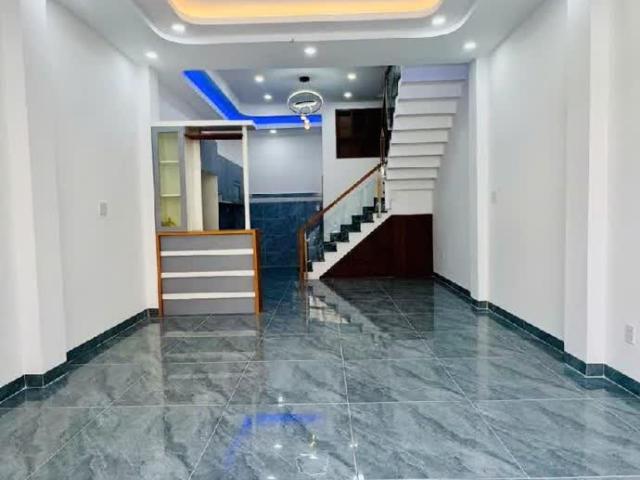 Bán nhà 50m2 * 4 tầng, HXH đường 8m, Lã Xuân Oai, Long Trường, Q9, Giá chỉ 6 Tỷ TL