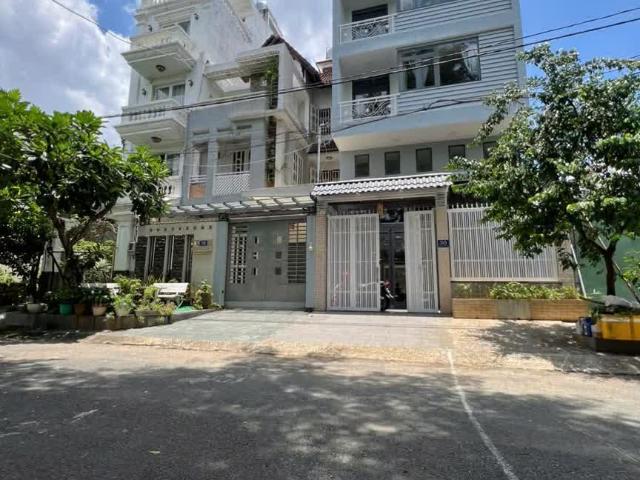 Bán Nhà 5 Lầu Mặt Tiền Đường Số 15 & Đường 25 Khu Bên Sông Hiệp Bình Chánh Thành Phố Thủ Đức