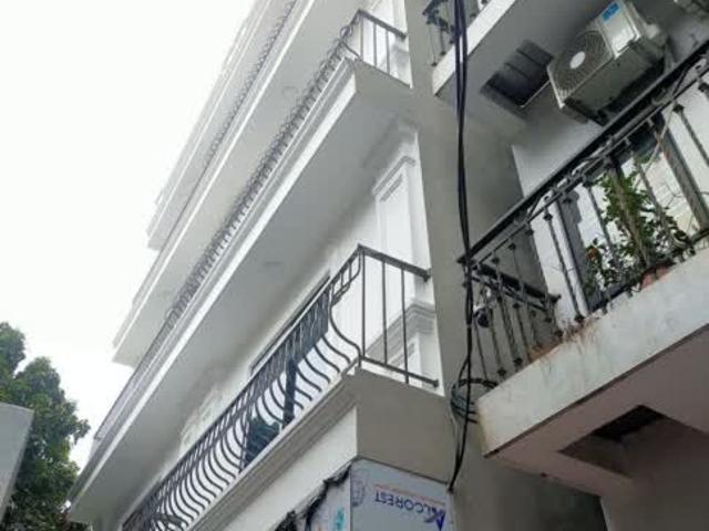 Bán Nhà 5 Tầng, 4 Phòng Ngủ, 40m2, Tây Mỗ Nam Từ Liêm Giá 6.7 Tỷ Sổ Đỏ Chính Chủ