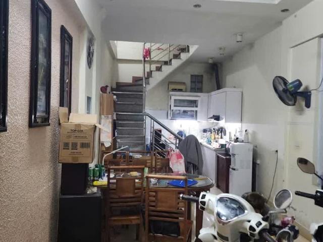 Bán nhà 5 tầng 33m giá 5ty9 cực đẹp tại Giáp Nhất, Ngã Tư Sở