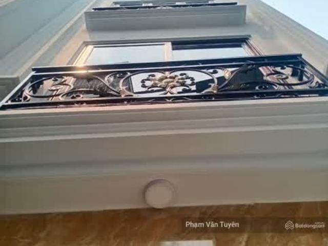 Bán Nhà 5 Tầng, 36m2, Đại Mỗ Nam Từ Liêm Giá 8.3 Tỷ Sổ Đỏ Chính Chủ