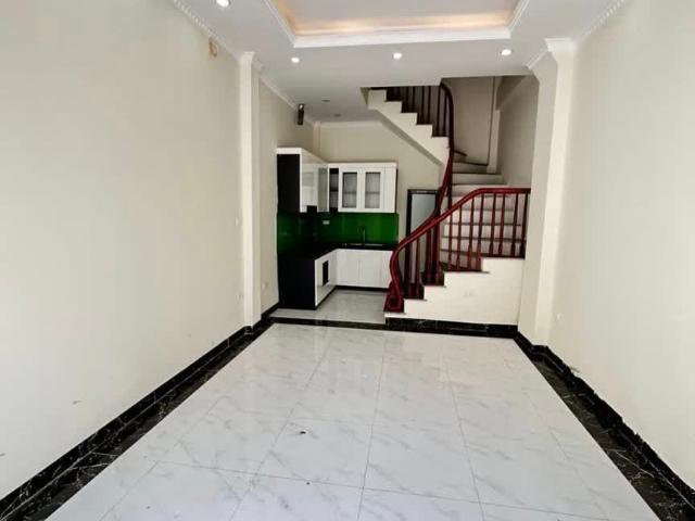 Bán nhà 5 tầng cạnh UBND huyện Hoài Đức. Căn góc, ngõ thoáng, Ôtô qua nhà. Lh 0912 65 1992