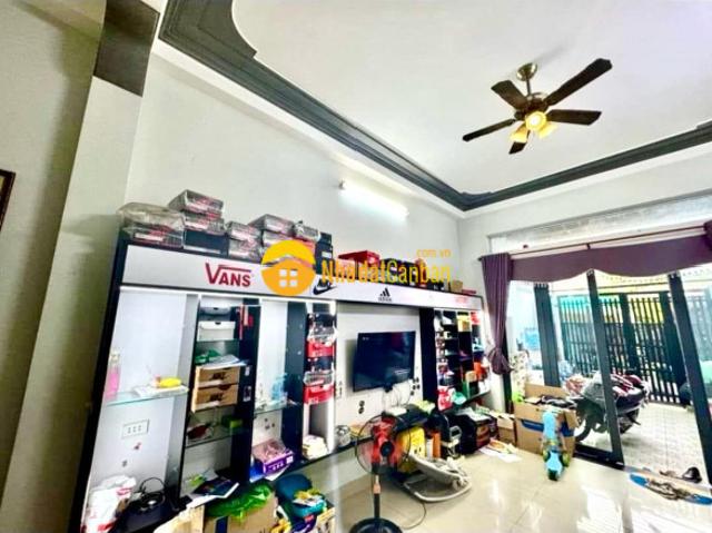 Bán nhà 5 tầng hẻm thông nguyễn tri phương, quận 10 giá 5 tỷ hơn, 32m2, ởcho thuê