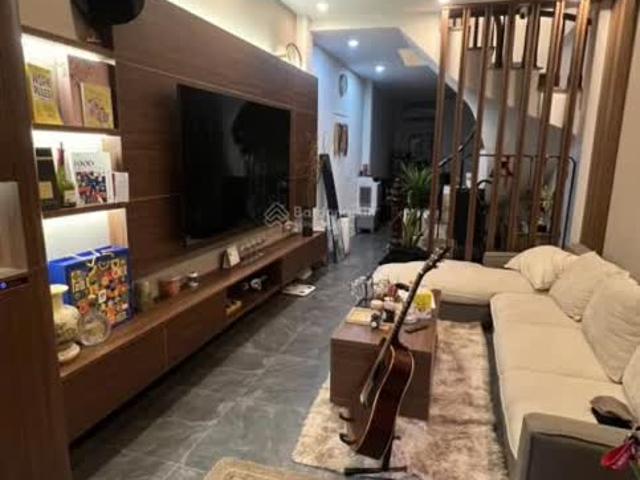 Bán Nhà 5 Tầng Hữu Hưng Tây Mỗ Nam Từ Liêm Giá Hời 5.5 Tỷ Sổ Đỏ Chính Chủ