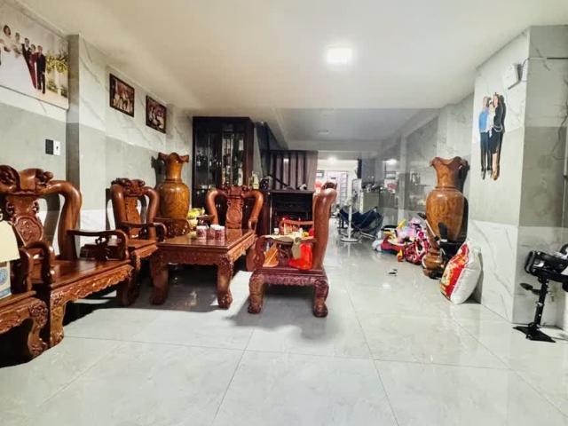 Bán Nhà 5 Tầng Khu Chợ Vải Phú Thọ Hoà, Ngang Hiếm 4.7m X 22M Hẻm 8M Chỉ 14 Tỷ