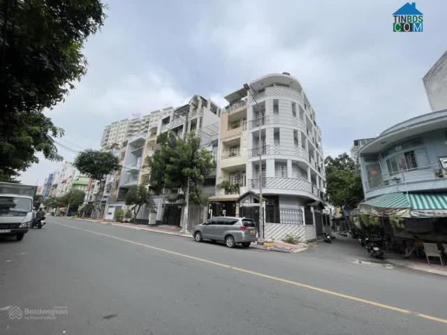 Bán Nhà 5 Tầng Lô Góc 3 Mặt Tiền Nhỉnh 18 Tỷ Khu Bình Phú & Chợ Lớn Quận 6
