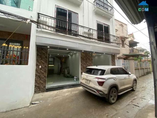 Bán nhà 5 tầng mặt đường Di Trạch, Hoài Đức. Ngõ thông Ôtô qua cửa. 12m đến đường xe tránh