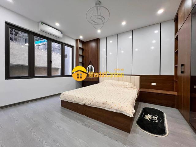Bán nhà 5 tầng nội thất đẹp, ngõ thông gần đường ô tô, phố trần đại nghĩa hai bà trưng
