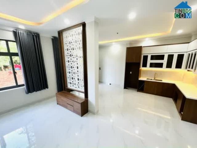 Bán nhà 61m2, 4PN, 4WC, 3 tầng, Q. 2, 6.99 tỷ, sổ hồng