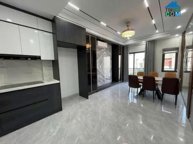 Bán nhà 6 tầng thang máy – Phân lô Ngọc Thụy – Long Biên – Giá 13,5 tỷ