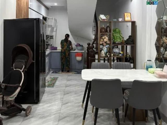 Bán Nhà 6 Tầng, Bồ Đề, Long Biên, Hà Nội, Giá 7,5 Tỷ