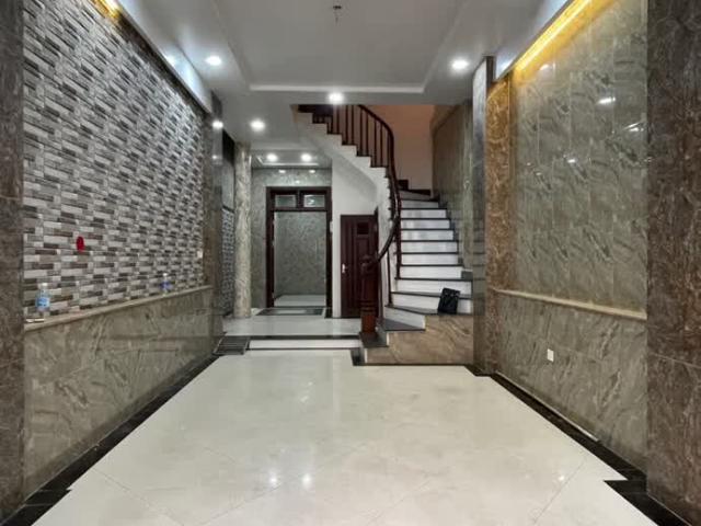 Bán Nhà 7 Tầng Thang Máy Đẹp Long Lanh – Kinh Doanh – Văn Phòng – Ô Tô Tránh – Trương Định – 15.5 Tỷ
