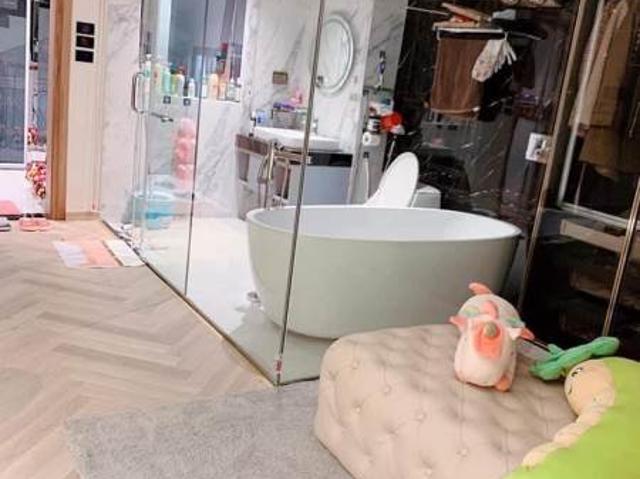 Bán nhà 8 tầng mặt phố Hàng Hương. LH 0858619