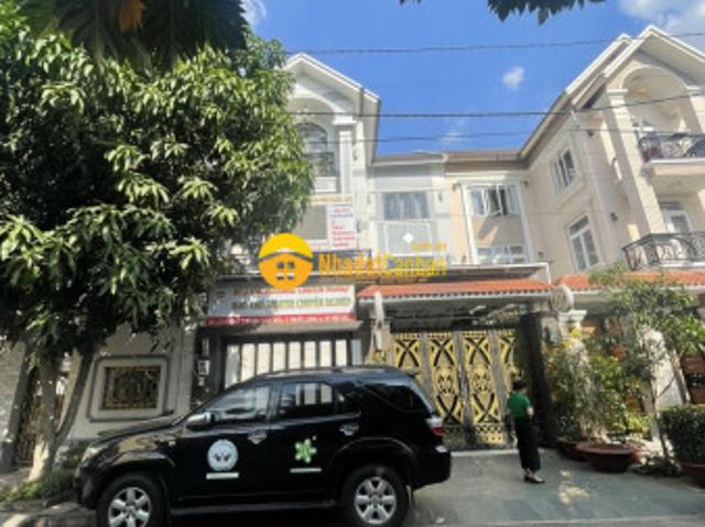 Bán nhanh căn bt đường tây hòa, phước long a, q. 9 dt200m2 giá 16.5 tỷ