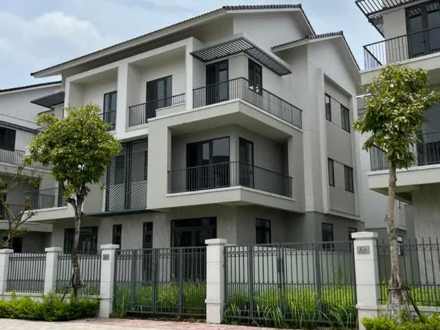 Bán nhanh cặp biệt thự song lập tổng diện tích 360m2 giá rẻ