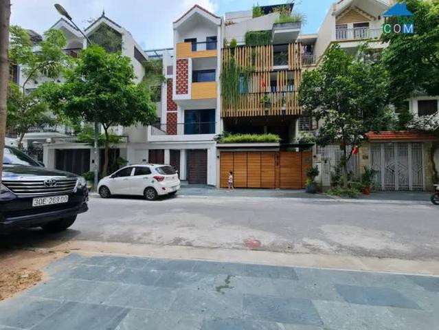 Bán Nhanh! Biệt Thự Phố Trung Kính Lớn, An Sinh Cao Cấp, 160m x 4 tầng, Mặt tiền 13m. Giá 45 Tỷ
