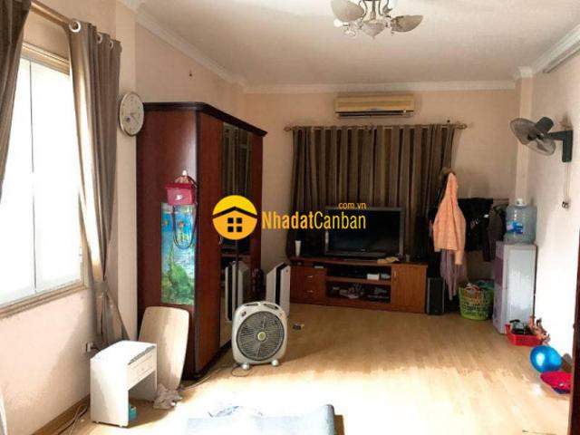 Bán nhanh nhà ngõ 285 đội cấn, giá 6.5 tỷ, 60m2x4t, nở hậu, ảnh thật
