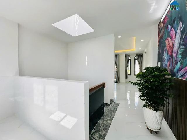 Bán Nhanh Nhà Phố Hiện Đại – Cách Khu Công Nghiệp Tân Tạo 300m, Bình Tân 4X18 72m² chỉ 7tỷ