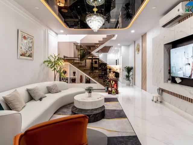 Bán nhanh nhà 1T1L 8.8 x26 Nguyễn Trung Trực Bến Lức gồm 3PN 2WC, SHR hoàn công giá 3 tỷ