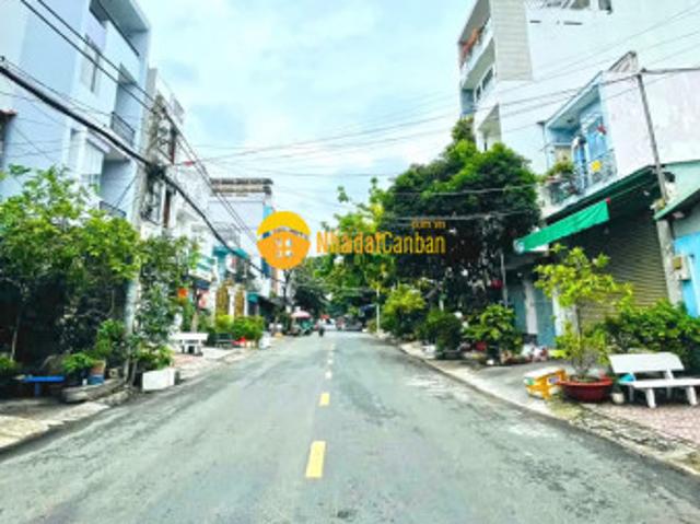Bán nhanh nhà 3 tầng mặt tiền đường số chợ tân quy, quận 7