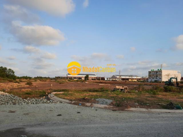 Bán nhanh đất mặt tiền 30m tại thị trấn thạnh phú