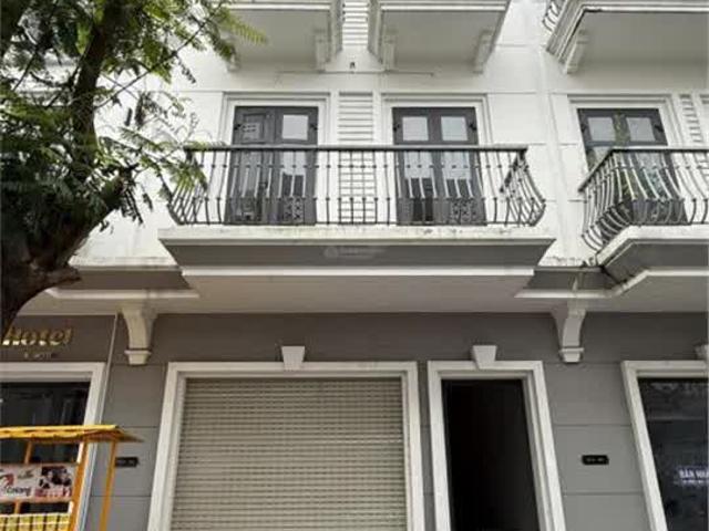 Bán Shophouse giá cực chất 7 tỷ. DT 75m2 tại Vincom Shophouse Cao Lãnh, Đồng Tháp