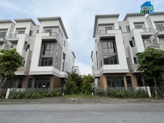 Bán shophouse 4 tầng giá chỉ 39tr/m2