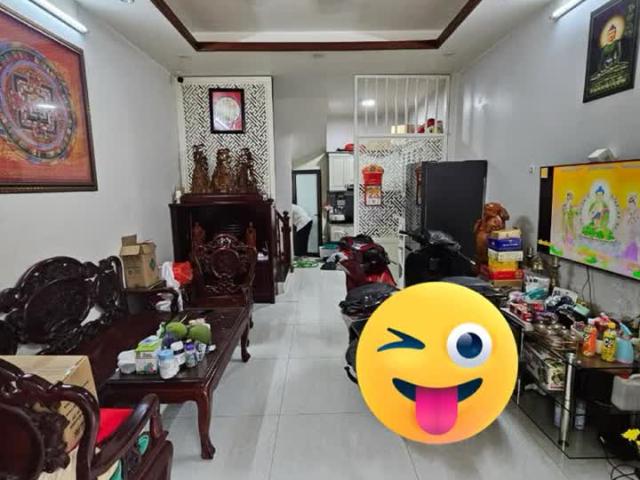 Bán siêu mẫu Minh Khai chân dài 40M, sổ đỏ riêng chính chủ, giá iu thương nhỉnh 6 tỷ
