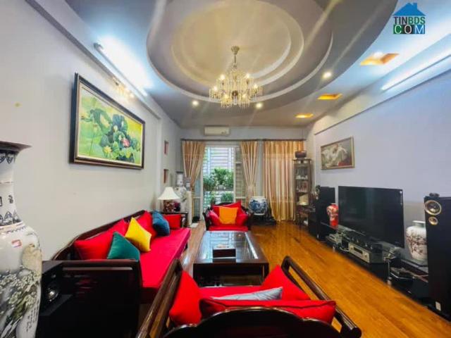 Bán Siêu Phẩm Nguyễn Chí Thanh Đống Đa 105MX5 Tầng, Ô Tô Vào Nhà Nội Thất Xịn Giá Chỉ 22.6 Tỷ