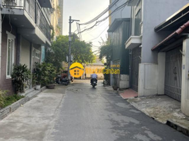 Bán phố hồng tiến bồ đề gần hồ, đường oto thông tránh, giảm chào giá mới