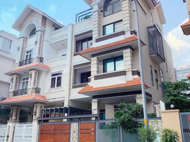 Bán đất 6,800 m2 55 tỷ mt 120 m sâu 90