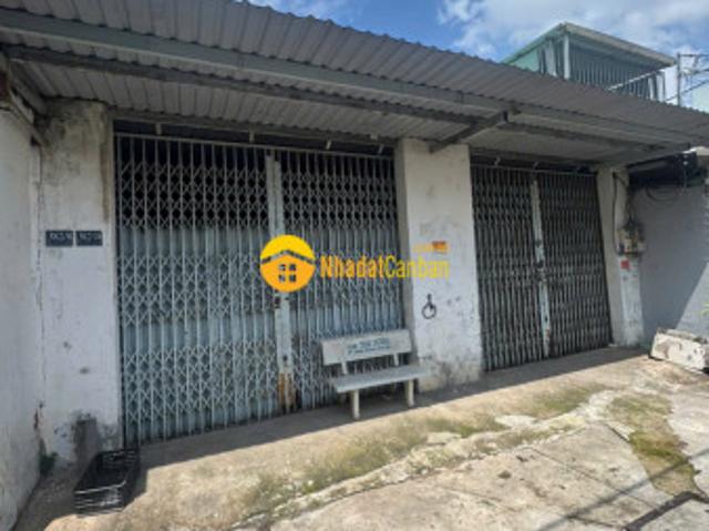 Bán đất 2 lô đất 2mt hẻm tại bình tân, tổng dt 120,7 m2, shr, chỉ 5 tỷ. Lh0765659