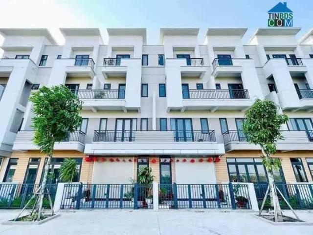 Bán đất tặng nhà 4 tầng đã hoàn thiện nội thất siêu xinh