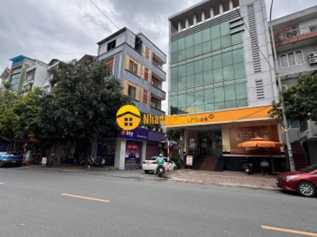 Bán đất tặng nhà, trung tâm ngô xuân quảng, gia lâm 34m2 mtien rộng đường oto thông