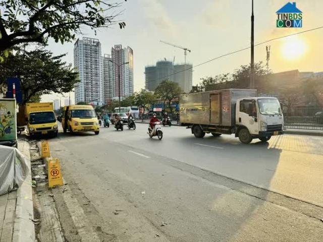 Bán Đất Tặng Nhà, Mặt Phố Giải Phóng, Quận Hoàng Mai, 80m x 3T, Mt 6.5m. Giá hơn 20 tỷ