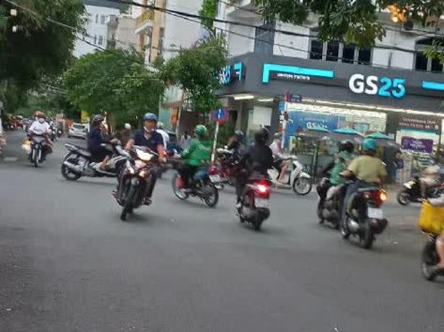 Bán đất tặng nhà mặt tiền kinh doanh đường số 79, Tân Quy Quận 7, 83m2 4x21m chỉ 14 tỷ