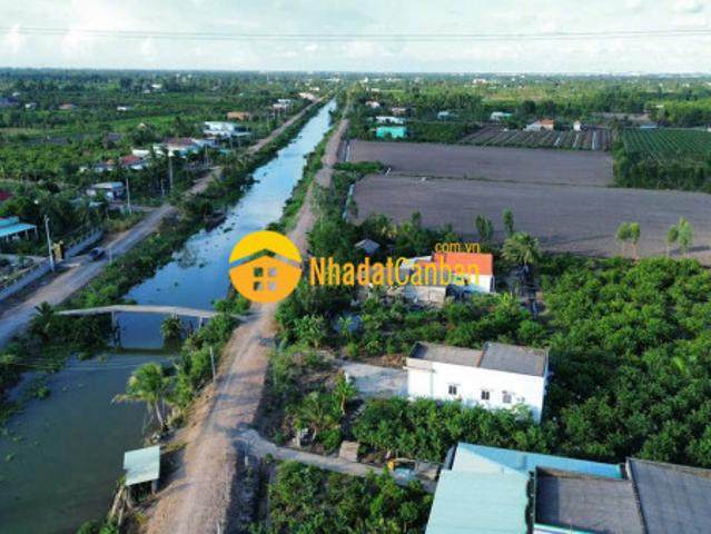 Bán đất thổ cư đường đá xanh 9m xã tân thành, thủ thừa dt 589m2 giá 2,15 tỷ
