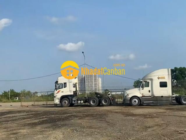 Bán đất kho xưởng mt dt 824, đức hoà, long an. Dt gần 2,5ha. Giá 150 tỷ